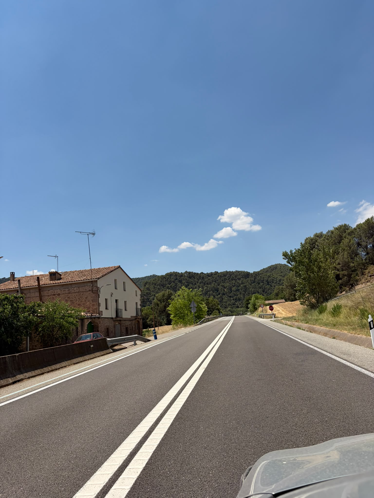 Pas 2 ruta Can Flautes: continua recte sense girar
